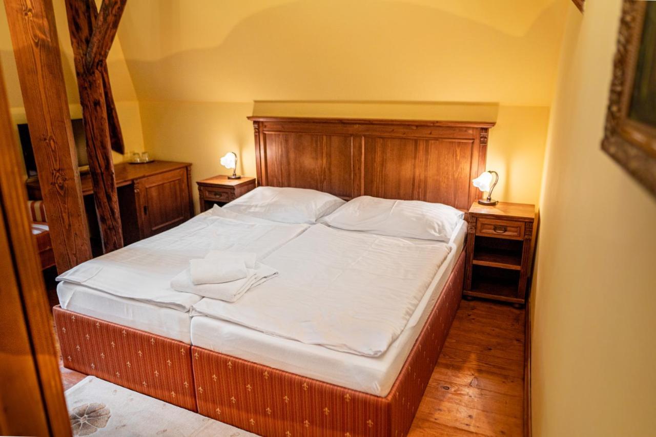 Penzion Cosmopolitan Ii. Banská Štiavnica Cameră foto