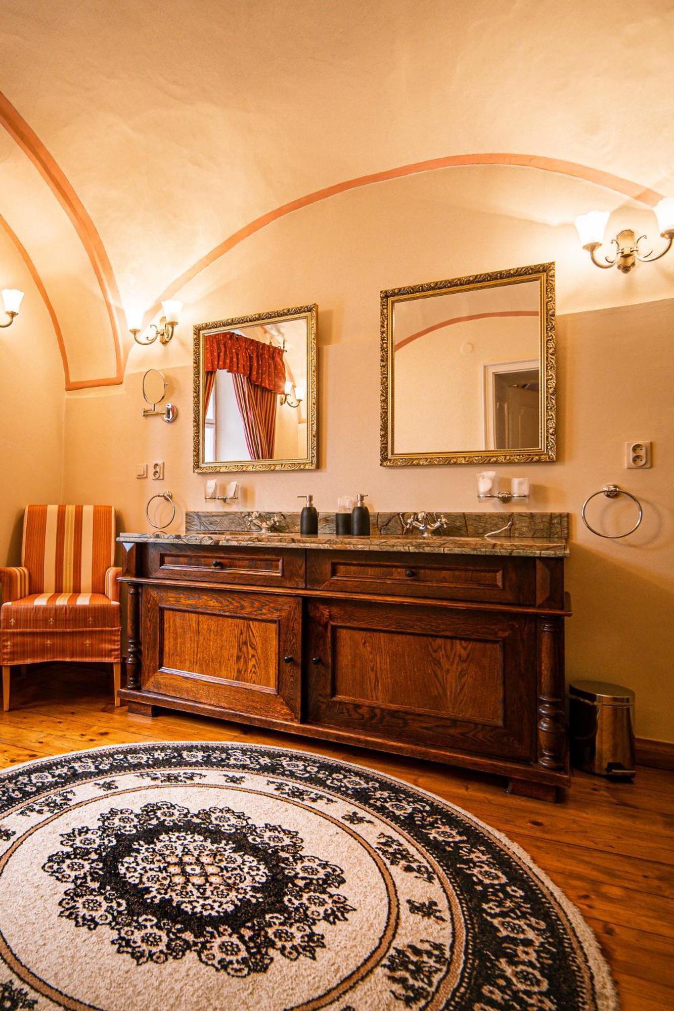 Penzion Cosmopolitan Ii. Banská Štiavnica Cameră foto