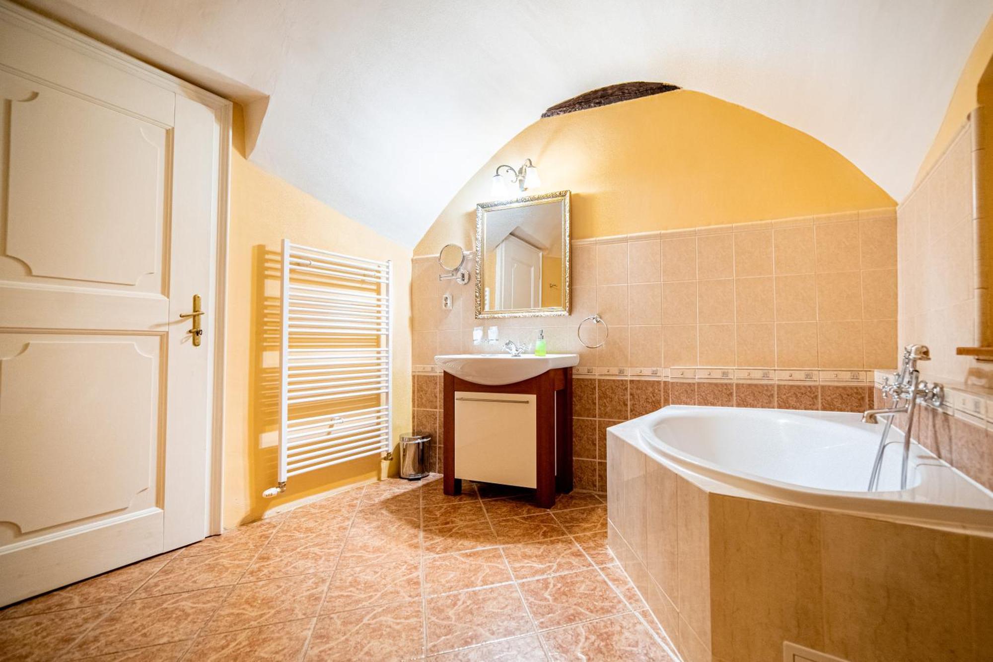 Penzion Cosmopolitan Ii. Banská Štiavnica Cameră foto