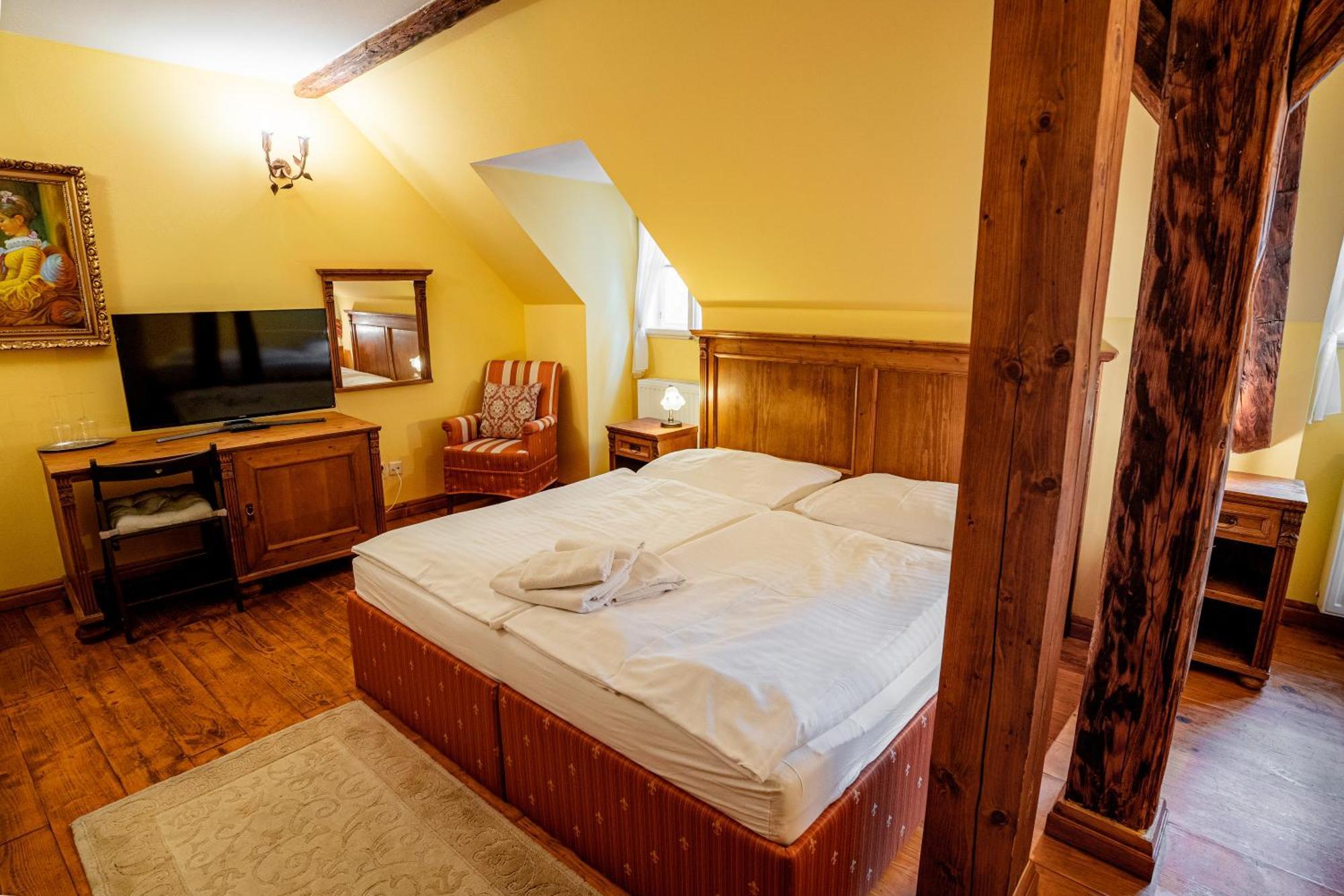 Penzion Cosmopolitan Ii. Banská Štiavnica Cameră foto