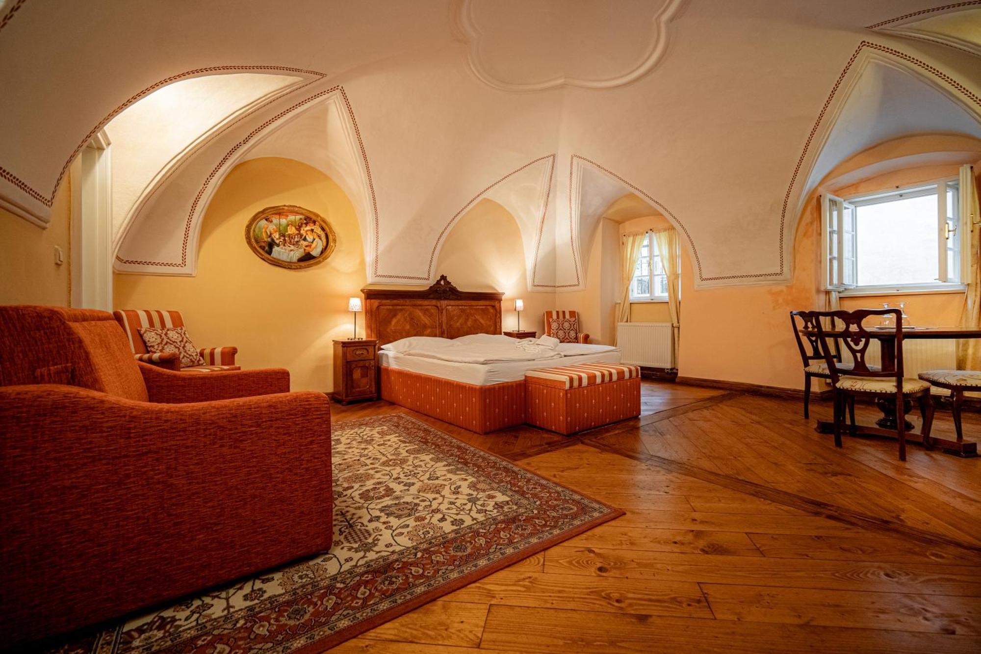 Penzion Cosmopolitan Ii. Banská Štiavnica Cameră foto
