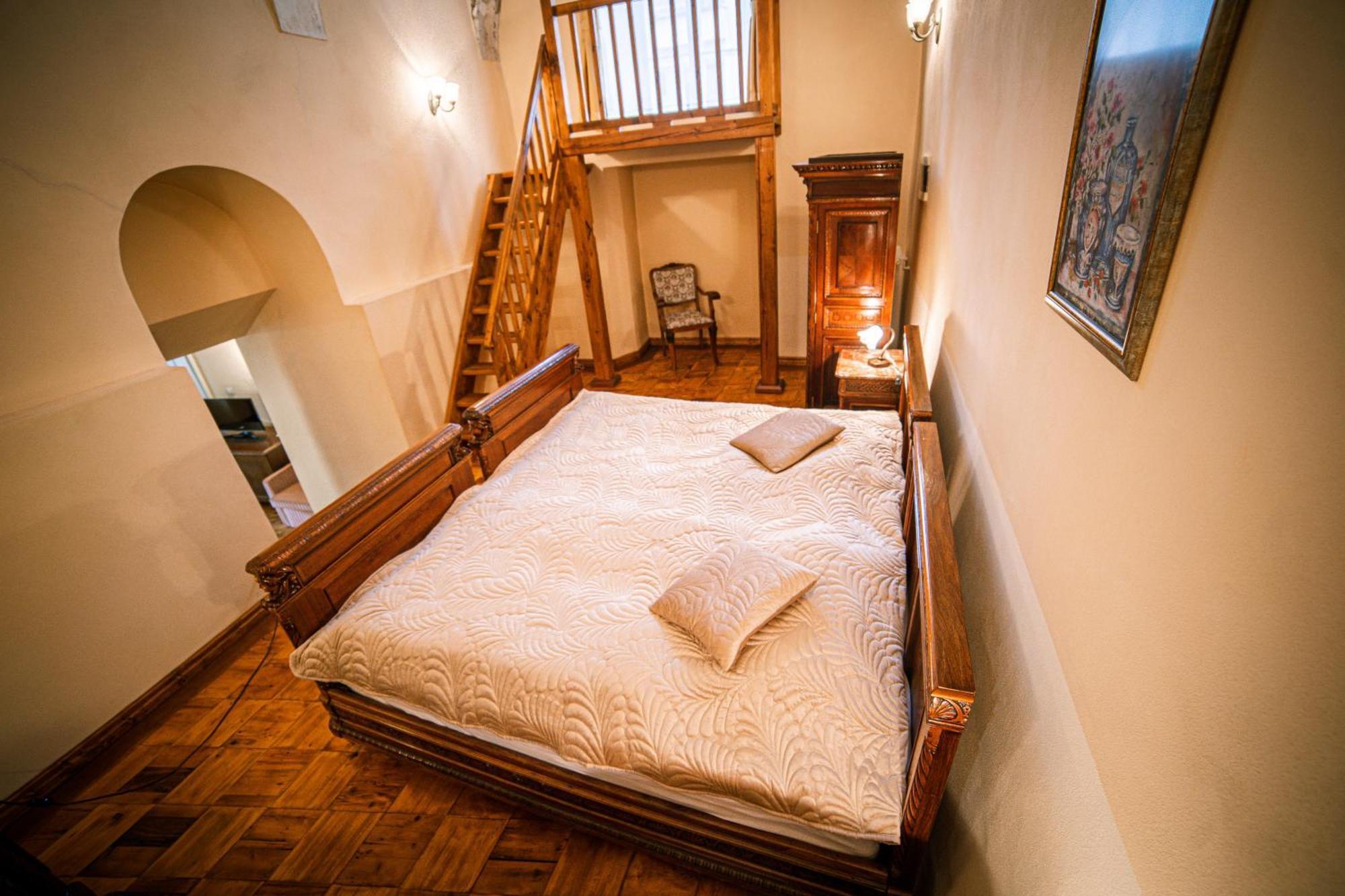 Penzion Cosmopolitan Ii. Banská Štiavnica Cameră foto